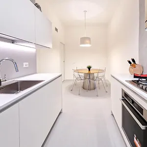  Apartment Charme On The Bridge - Center